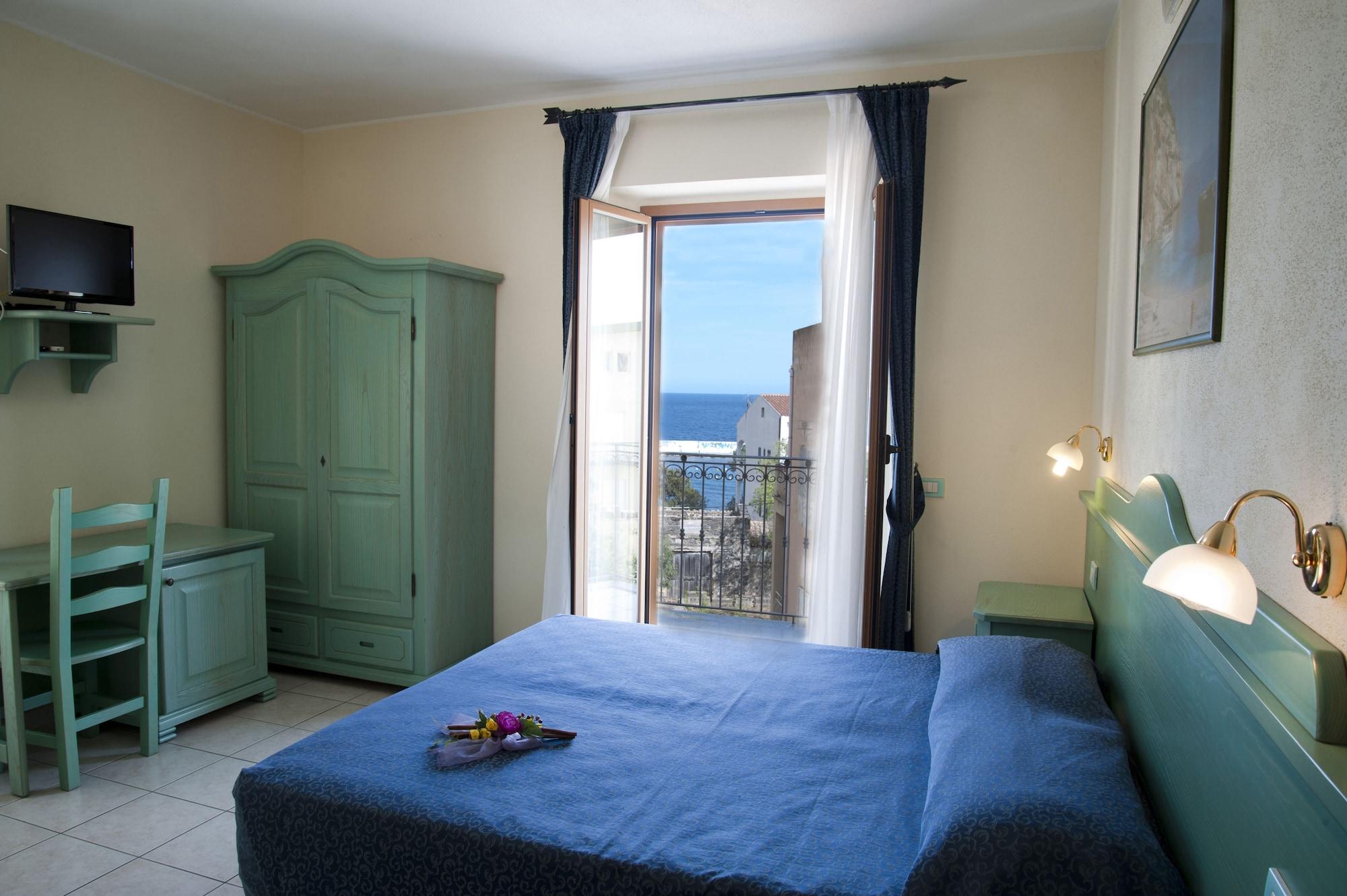 Hotel San Francisco Cala Gonone Exterior photo